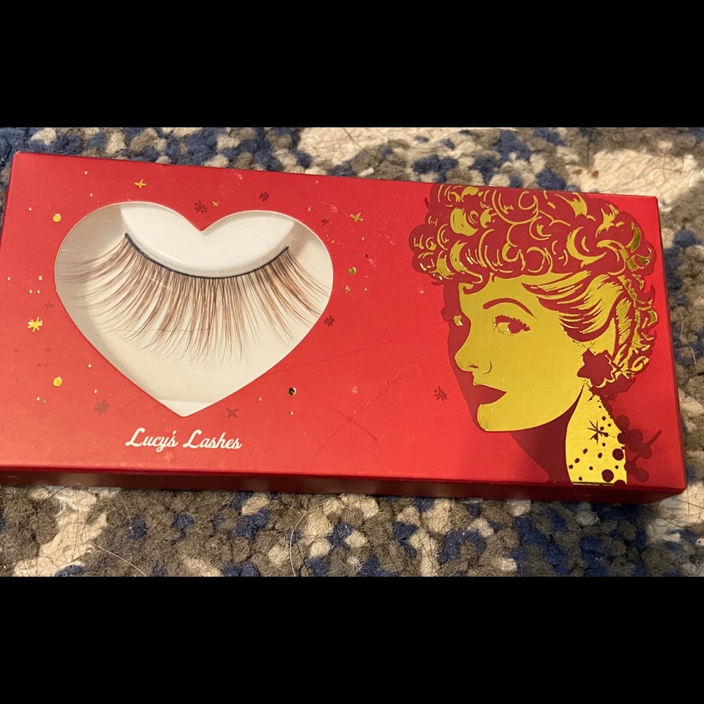 I love Lucy eyelashes!